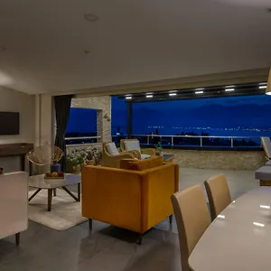 Aparthotel Arkk Homes **